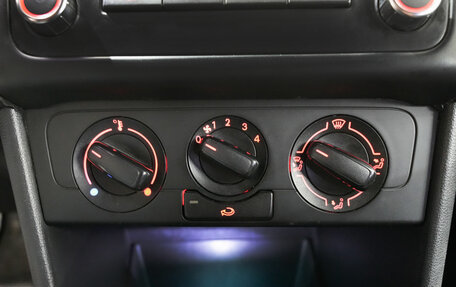 Volkswagen Polo VI (EU Market), 2011 год, 550 000 рублей, 13 фотография