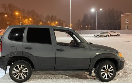 Chevrolet Niva I рестайлинг, 2012 год, 450 000 рублей, 4 фотография