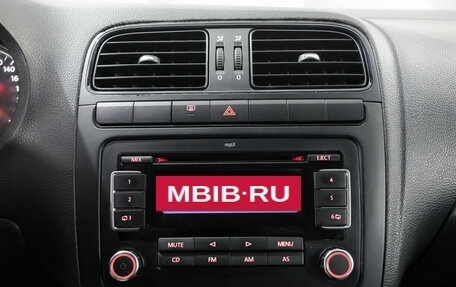 Volkswagen Polo VI (EU Market), 2011 год, 550 000 рублей, 14 фотография