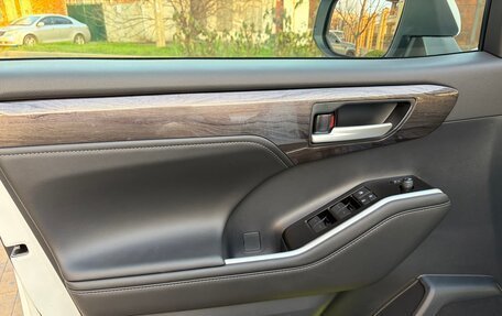 Toyota Highlander, 2025 год, 5 699 000 рублей, 12 фотография