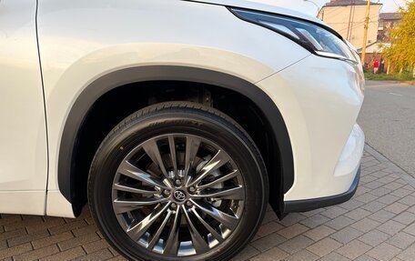 Toyota Highlander, 2025 год, 5 699 000 рублей, 7 фотография