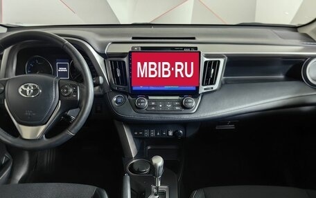 Toyota RAV4, 2018 год, 2 693 000 рублей, 15 фотография