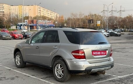 Mercedes-Benz M-Класс, 2005 год, 400 000 рублей, 4 фотография