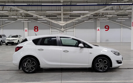 Opel Astra J, 2013 год, 749 000 рублей, 5 фотография