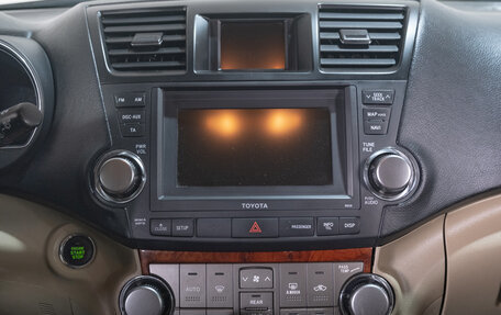 Toyota Highlander III, 2011 год, 2 349 000 рублей, 15 фотография