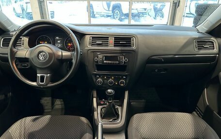 Volkswagen Jetta VI, 2012 год, 799 000 рублей, 8 фотография
