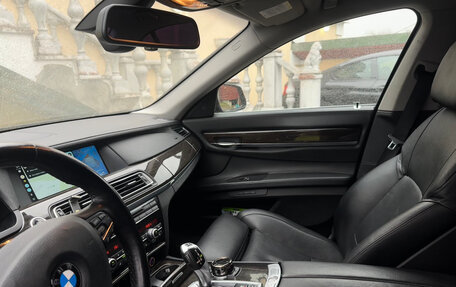 BMW 7 серия, 2012 год, 1 690 000 рублей, 10 фотография