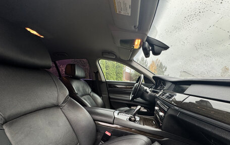 BMW 7 серия, 2012 год, 1 690 000 рублей, 14 фотография