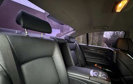 BMW 7 серия, 2012 год, 1 690 000 рублей, 18 фотография