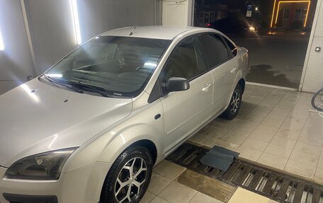 Ford Focus II рестайлинг, 2006 год, 655 000 рублей, 3 фотография