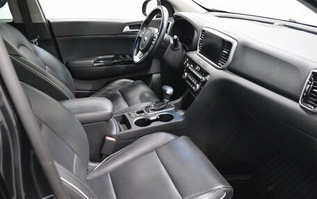 KIA Sportage IV рестайлинг, 2018 год, 2 615 000 рублей, 14 фотография