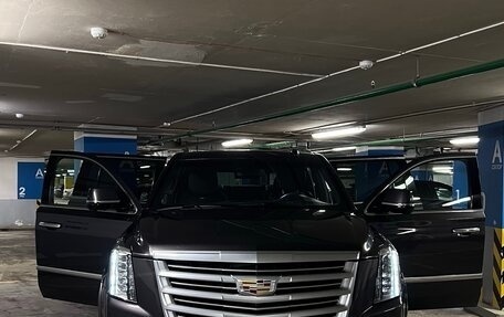 Cadillac Escalade IV, 2016 год, 3 900 000 рублей, 5 фотография