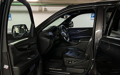 Cadillac Escalade IV, 2016 год, 3 900 000 рублей, 16 фотография