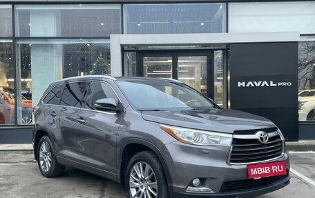 Toyota Highlander III, 2014 год, 2 759 000 рублей, 3 фотография