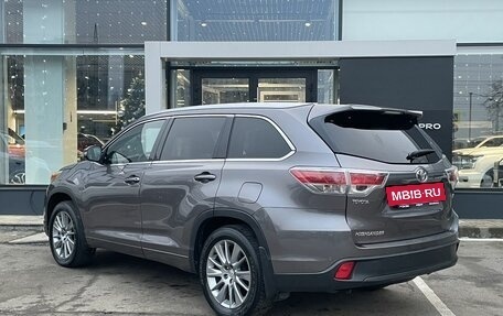 Toyota Highlander III, 2014 год, 2 759 000 рублей, 7 фотография