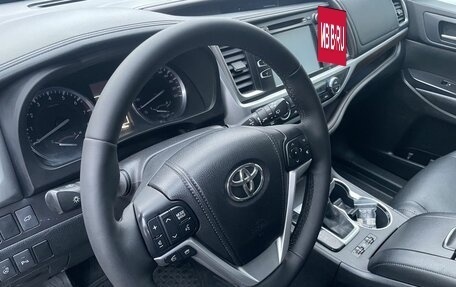Toyota Highlander III, 2014 год, 2 759 000 рублей, 14 фотография