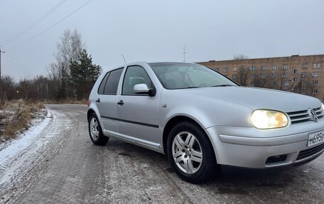 Volkswagen Golf IV, 2001 год, 340 000 рублей, 2 фотография