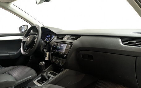 Skoda Octavia, 2019 год, 1 160 000 рублей, 11 фотография