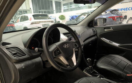 Hyundai Solaris II рестайлинг, 2014 год, 750 000 рублей, 16 фотография