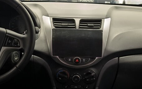 Hyundai Solaris II рестайлинг, 2014 год, 750 000 рублей, 15 фотография