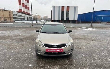 KIA cee'd I рестайлинг, 2010 год, 690 000 рублей, 8 фотография