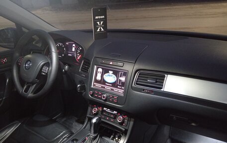 Volkswagen Touareg III, 2010 год, 1 500 000 рублей, 14 фотография