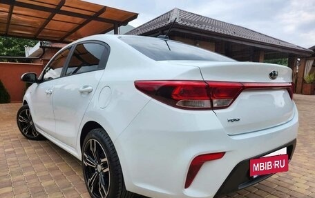 KIA Rio IV, 2020 год, 1 550 000 рублей, 5 фотография