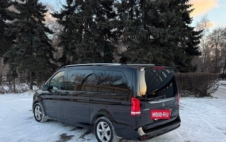 Mercedes-Benz V-Класс, 2021 год, 7 500 000 рублей, 3 фотография