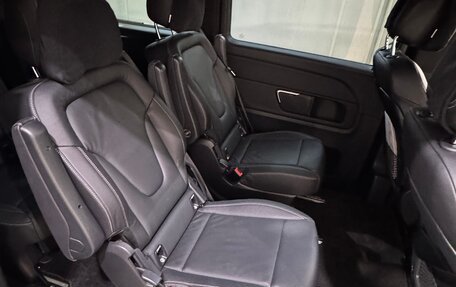Mercedes-Benz V-Класс, 2021 год, 7 500 000 рублей, 18 фотография
