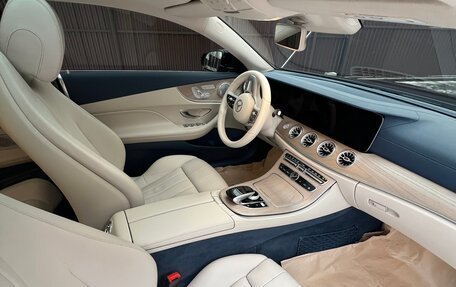 Mercedes-Benz E-Класс, 2018 год, 4 550 000 рублей, 9 фотография