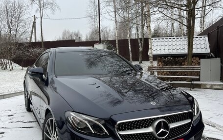 Mercedes-Benz E-Класс, 2018 год, 4 550 000 рублей, 5 фотография