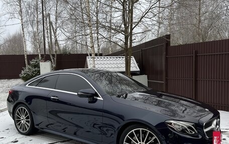 Mercedes-Benz E-Класс, 2018 год, 4 550 000 рублей, 6 фотография