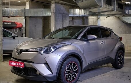 Toyota C-HR I рестайлинг, 2019 год, 2 500 000 рублей, 7 фотография