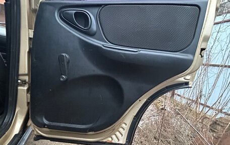 Chevrolet Niva I рестайлинг, 2004 год, 230 000 рублей, 14 фотография