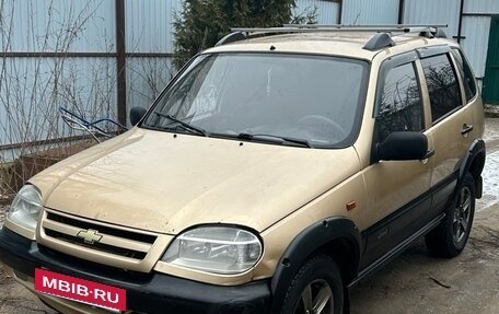 Chevrolet Niva I рестайлинг, 2004 год, 230 000 рублей, 19 фотография