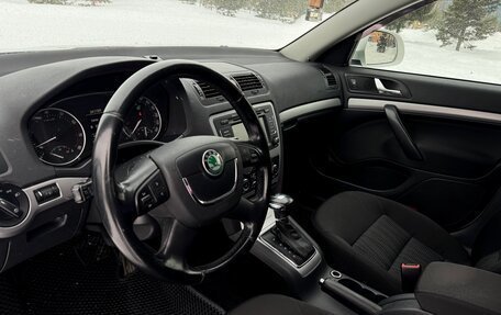 Skoda Octavia, 2011 год, 960 000 рублей, 10 фотография