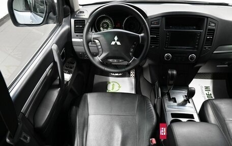 Mitsubishi Pajero IV, 2011 год, 1 895 000 рублей, 12 фотография