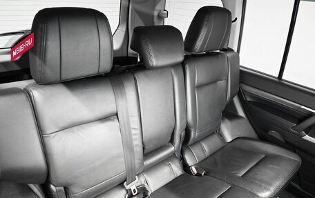 Mitsubishi Pajero IV, 2011 год, 1 895 000 рублей, 13 фотография