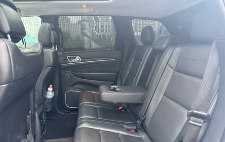 Jeep Grand Cherokee, 2018 год, 4 600 000 рублей, 27 фотография