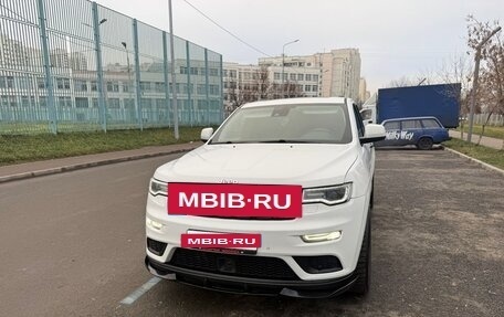 Jeep Grand Cherokee, 2018 год, 4 600 000 рублей, 32 фотография