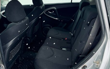 Toyota RAV4, 2006 год, 750 000 рублей, 9 фотография