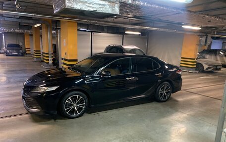 Toyota Camry, 2020 год, 3 100 000 рублей, 4 фотография