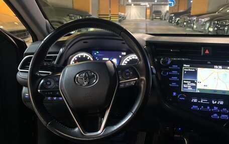 Toyota Camry, 2020 год, 3 100 000 рублей, 14 фотография