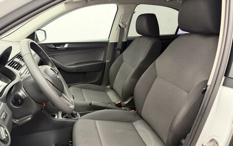 Skoda Rapid I, 2017 год, 1 395 000 рублей, 14 фотография