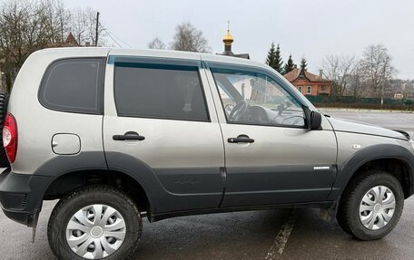 Chevrolet Niva I рестайлинг, 2012 год, 530 000 рублей, 8 фотография