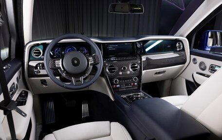 Rolls-Royce Cullinan, 2025 год, 84 021 200 рублей, 3 фотография