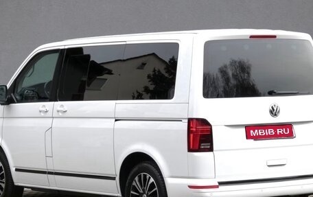 Volkswagen Multivan T6 рестайлинг, 2021 год, 5 500 000 рублей, 5 фотография