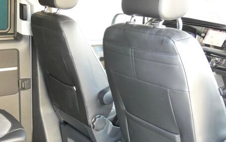 Volkswagen Multivan T6 рестайлинг, 2021 год, 5 500 000 рублей, 13 фотография