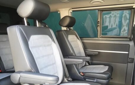 Volkswagen Multivan T6 рестайлинг, 2021 год, 5 500 000 рублей, 14 фотография