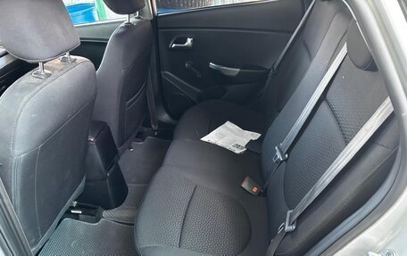 KIA Rio III рестайлинг, 2015 год, 990 000 рублей, 4 фотография